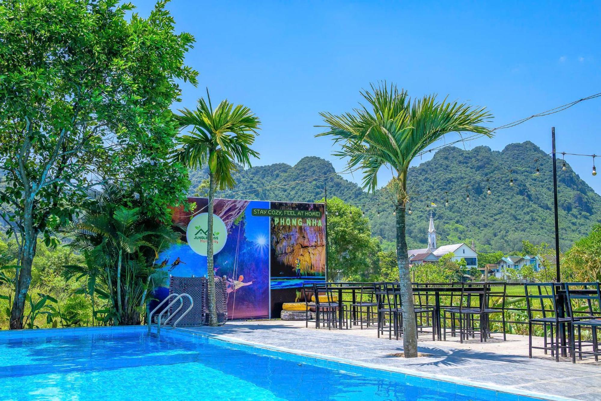 Jungle Boss Homestay Phong Nha Exterior photo