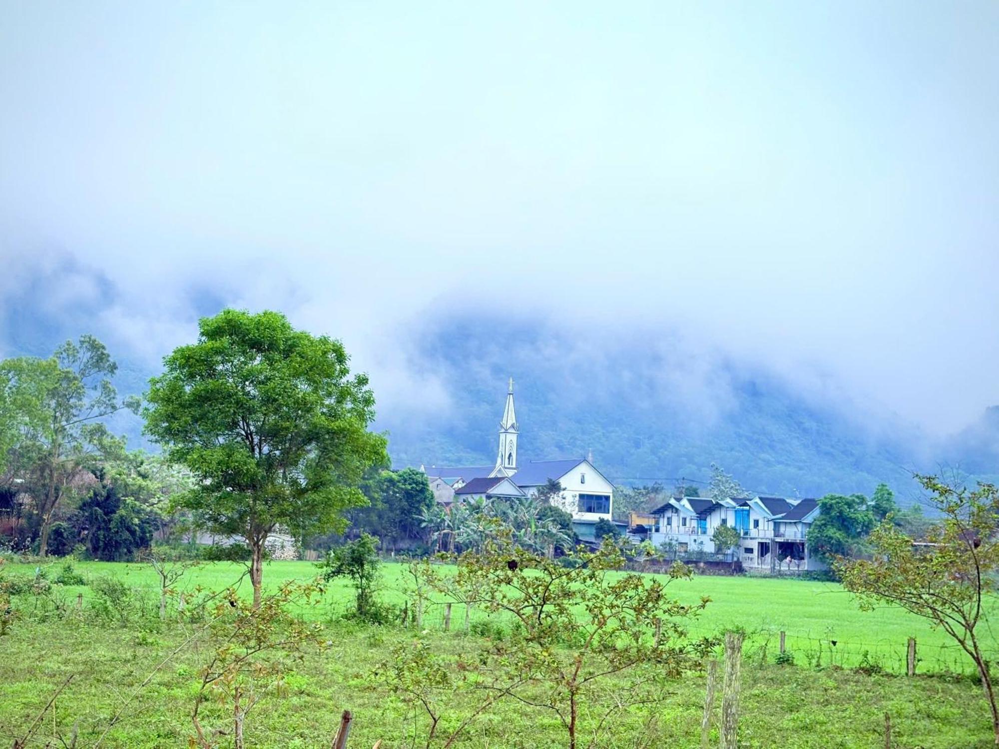 Jungle Boss Homestay Phong Nha Exterior photo